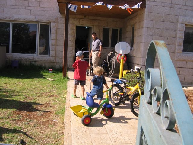 04_Sussman_old_house_1.jpg