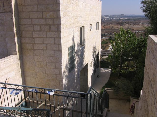 08_Levin_house_2.jpg