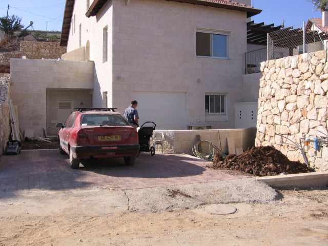 13_Schneider_house_2.jpg